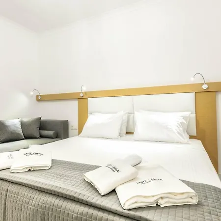 Bed & Breakfast White Canvas Boutique 3*