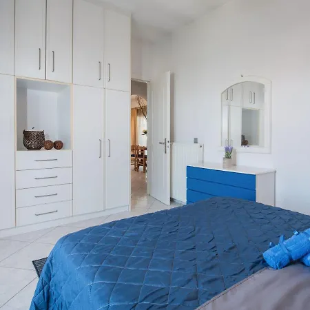 Apartment Koutsis *