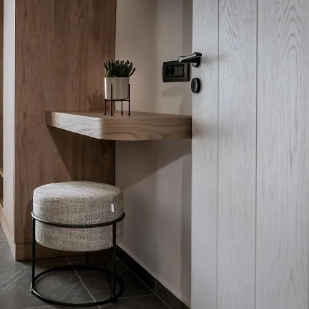 Aparthotel Mon Repo 3*