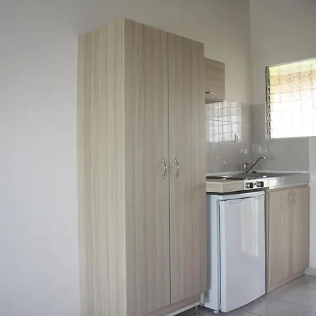 Maria Guest house *