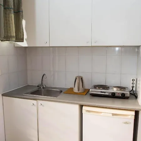 Cleopatra Apartment