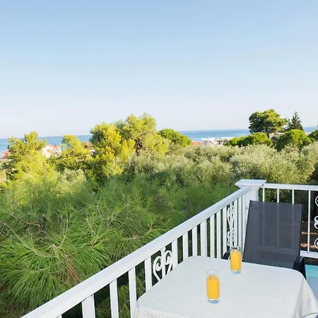 Apartment Cleopatra Laganas