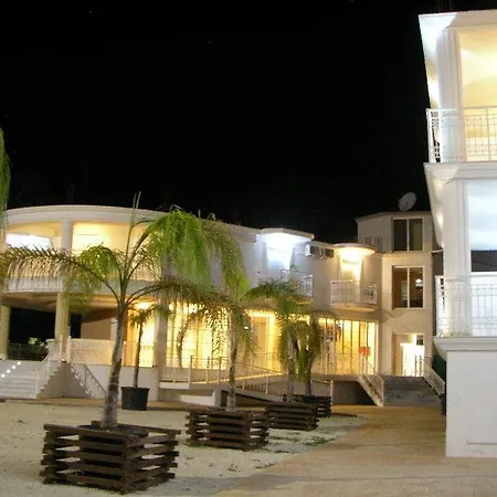 Marianna Hotel