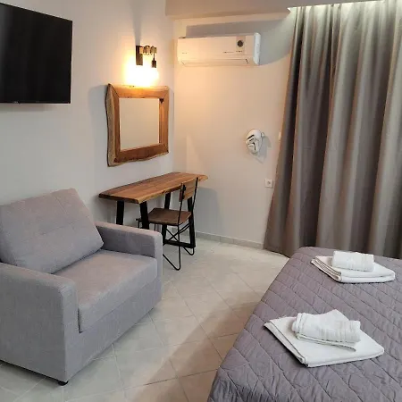 Jannos Aparthotel Laganas