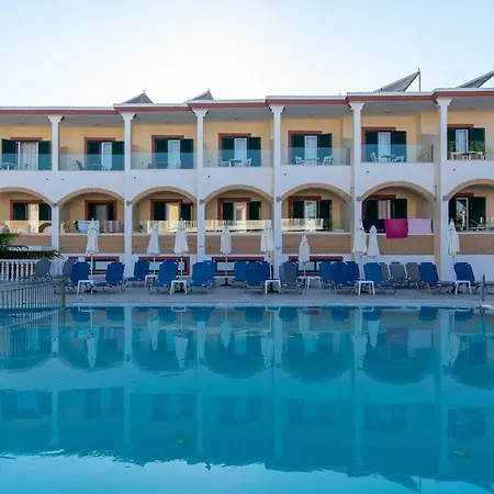 Club Zante Plaza Hotel 3*