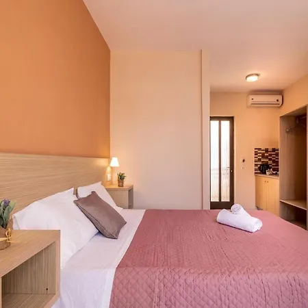 Azalea Apartment Laganas