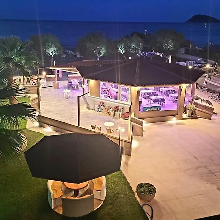 Aparthotel Jannos