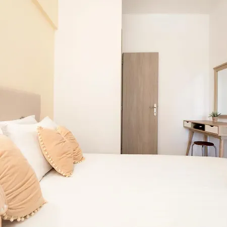 Apartment Holidays & Laganas