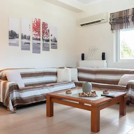 Lovos House Laganas