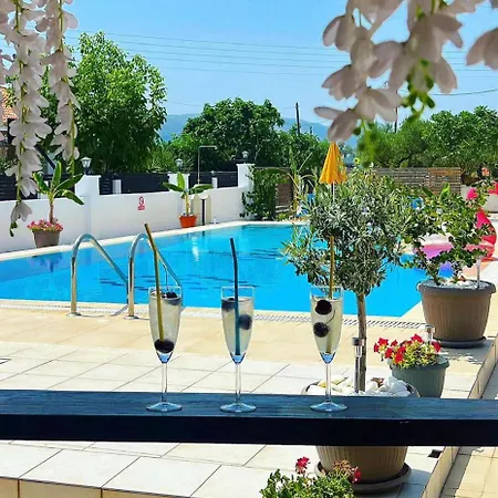 Aparthotel Lecini With Pool, By Zantewize