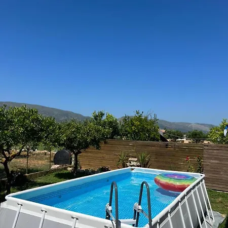 Lovos House