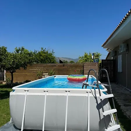 Lovos House Villa *