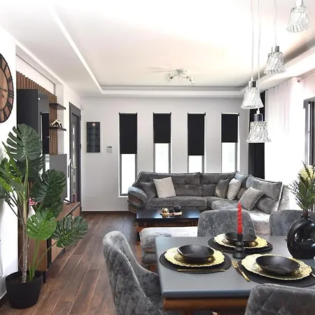 Mamica Luxury Villa