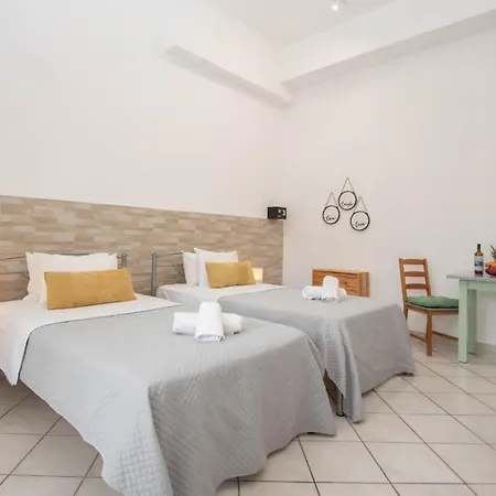 Apartment Dora's Laganas