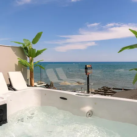 Pearl Luxury Living *
