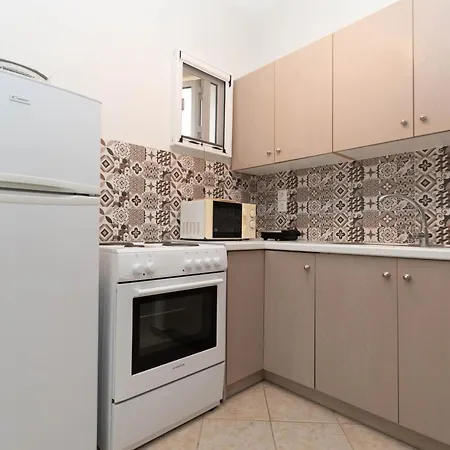 Apartment Dora's