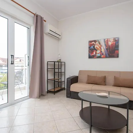 Apartment Dora's *