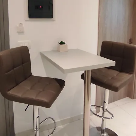 Zen Aparthotel *