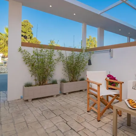 Apartment Suncourt Lux *