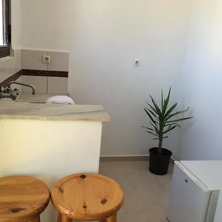 Bed & Breakfast Liris Studios Laganas