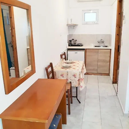 Holidays & Apartment Laganas