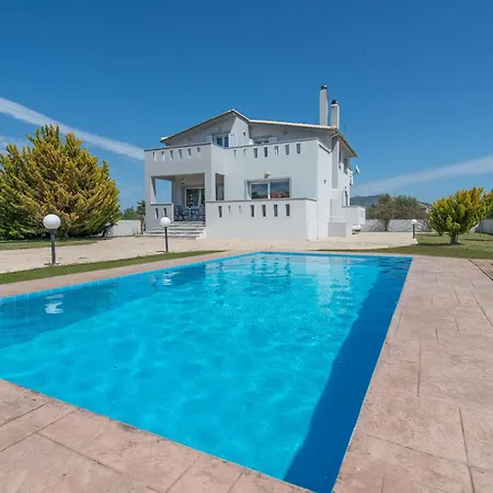 Villa Astarte Muthee Laganas