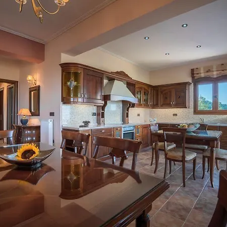 Clairy Apartment Laganas