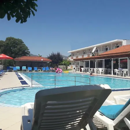 Aparthotel Ellinis *