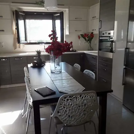 Athina's Villa