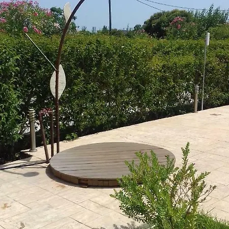 Anastasias House Aparthotel