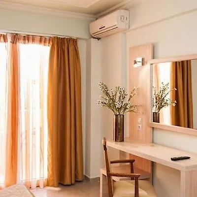 Club Zante Plaza Hotel 3*