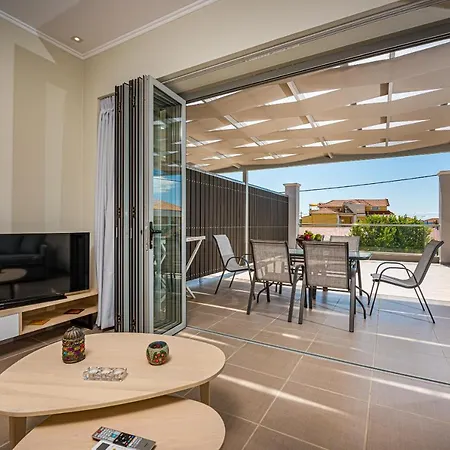 Metsovo Big Apts Apartment Laganas