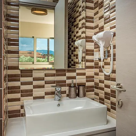 Metsovo Big Apts * Laganas