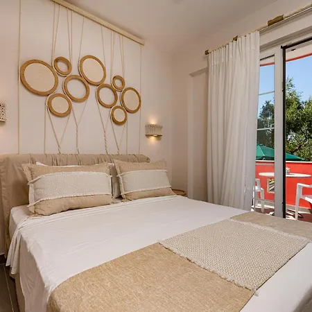 Spiros Family Apts * Laganas