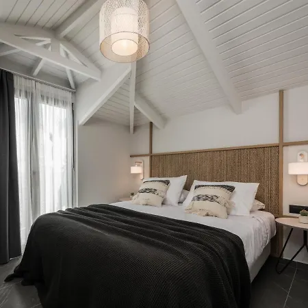 Mon Repo Aparthotel 3*