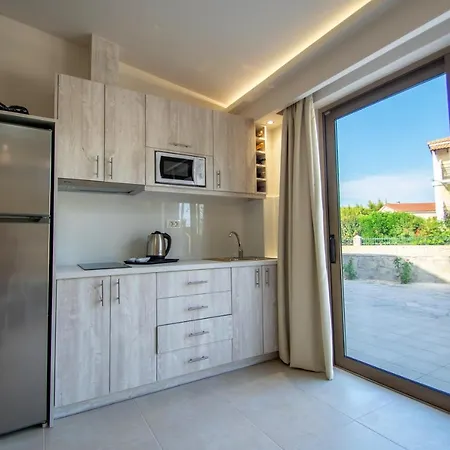 Paradise & Apartment