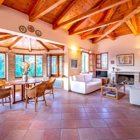 Doliva Estate Villa Laganas
