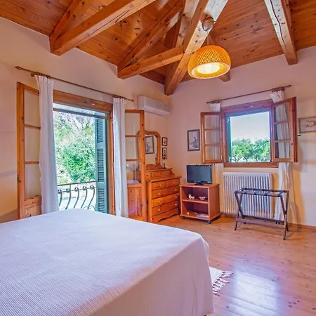 Doliva Estate Villa *