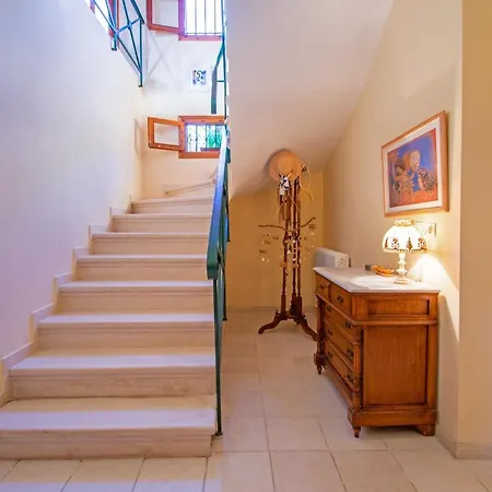 Doliva Estate Villa