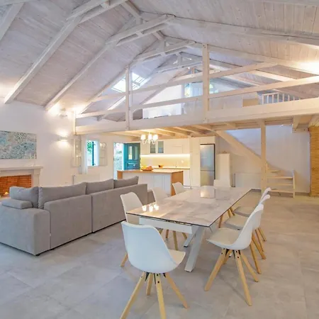 Villa Doliva Estate *