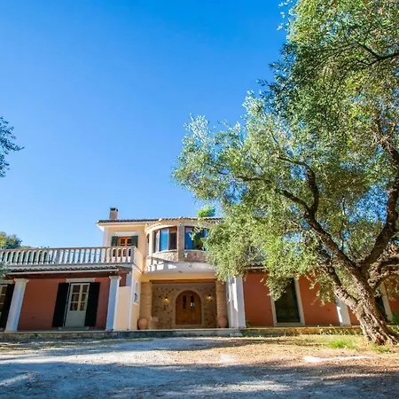 Doliva Estate Laganas