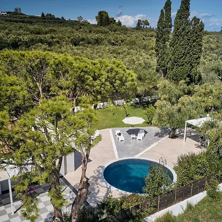 Matina Villa *