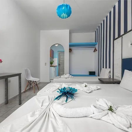 Boulevard Studio's With Side Seaview Apartment Laganas