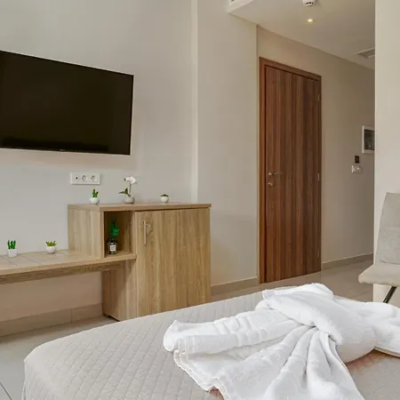 Poseidon Hotel 3*