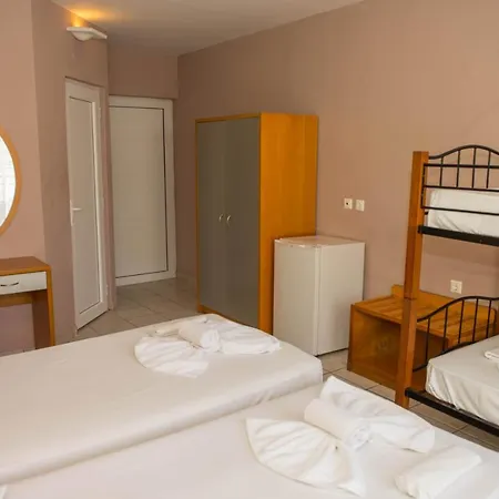 Mojo Hotel 2*
