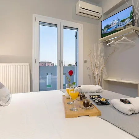 Muthee Luxurious Private Laganas