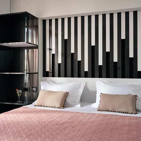 Savvas & Joanna Boutique Apartment