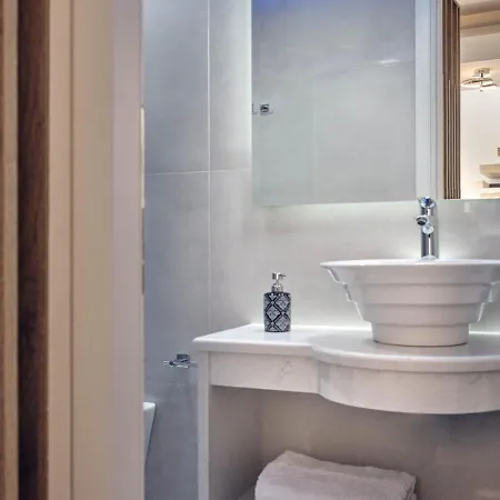 Savvas & Joanna Boutique Apartment Laganas