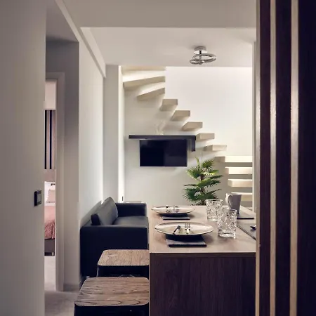 Savvas & Joanna Boutique Apartment *