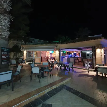 Vivian Hotel Aparthotel 2*